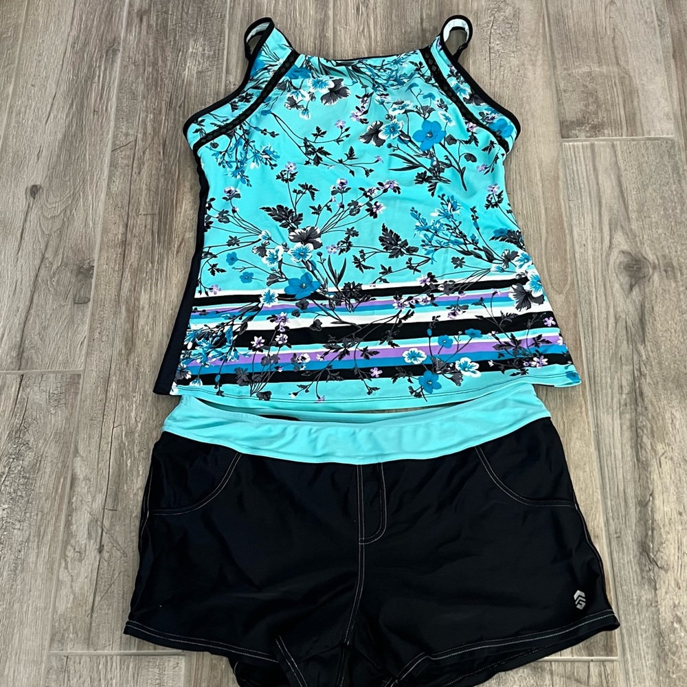 Free Country 2 piece swim suit